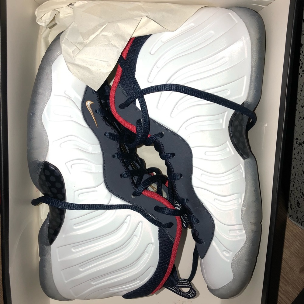 Nike foam posite one